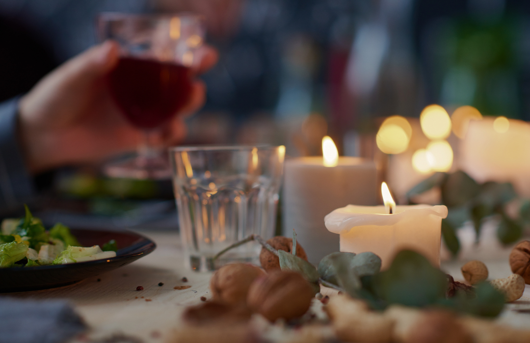 Candle-light dinner under Österlen lyser